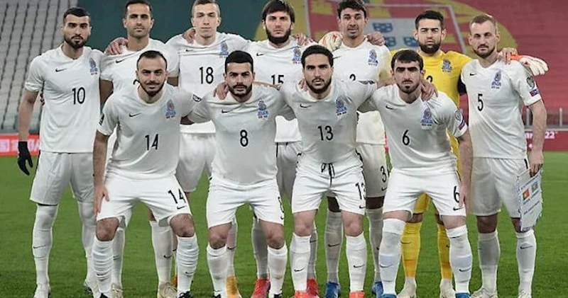 İslandiya fasiləyə üstün getdi − Yenilənir