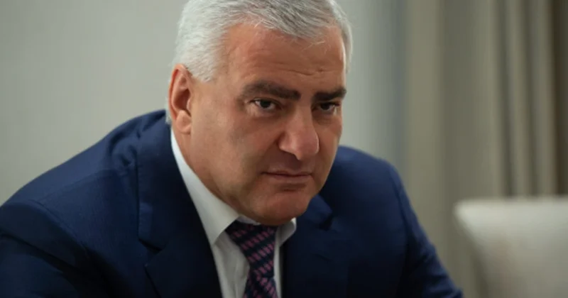 Ermənistan məhkəməsi iş adamı Samvel Karapetyanın həbsdə qalmasına qərar verib