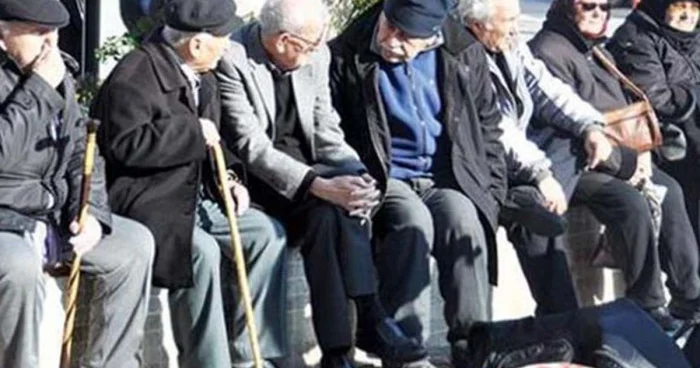 Azərbaycanda əhali sürətlə qocalır, uşaqlar artmır XƏBƏRDARLIQ