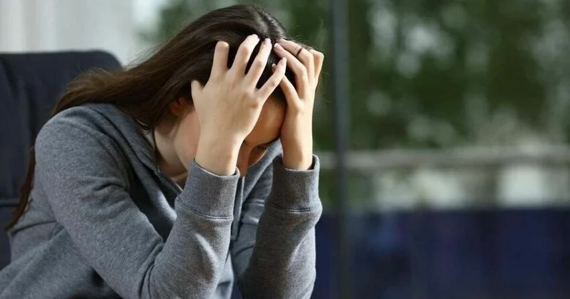 Bakıda kişi arvadına üç şillə vurdu CƏRİMƏLƏNDİ