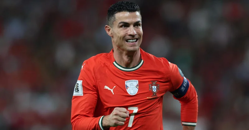 Ronaldo 953 ə çatdı