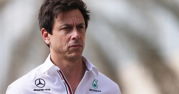 Formula 1: Toto Volff “Mercedes”in 5% lik payını satacaq