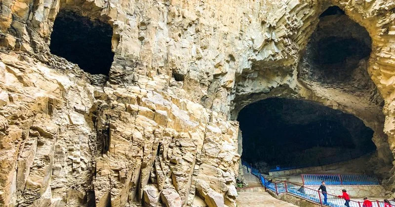 Əshabi Kəhf nədən xəbər verir?