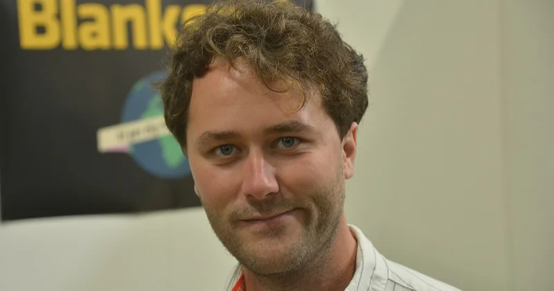 Расмус "Кешбэк" Канбек: профессия лгать ОБЗОР от Эльчина Алыоглу