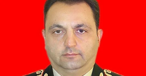 Çox təkəbbürlü idi Deputat işdən çıxarılan generaldan danışdı