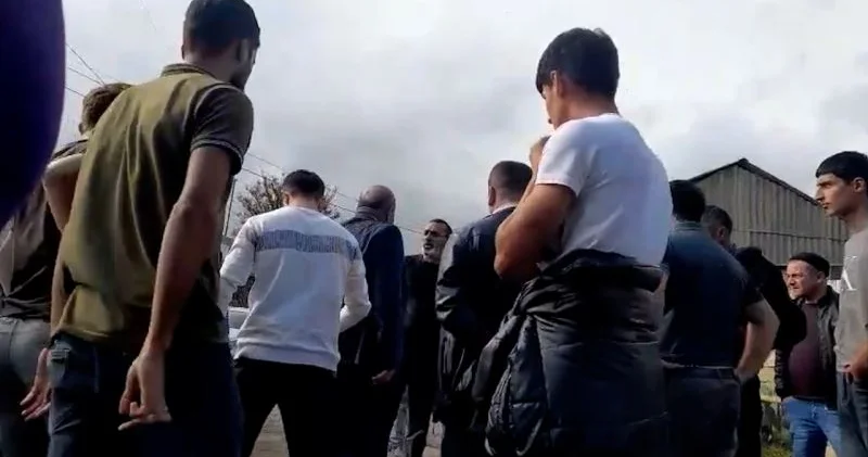 Bələdiyyə sədrindən kənd əhalisinə hörmətsizlik MÜBAHİSƏ DÜŞDÜ Sizi götüzdürərəm... VİDEO