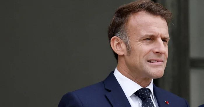 Makron: Müharibələr kosmosda olacaq