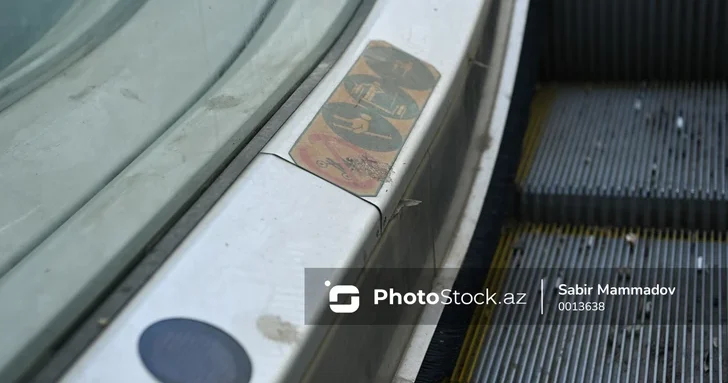 В Баку восстанавливают неисправные эскалаторы в пешеходных переходах