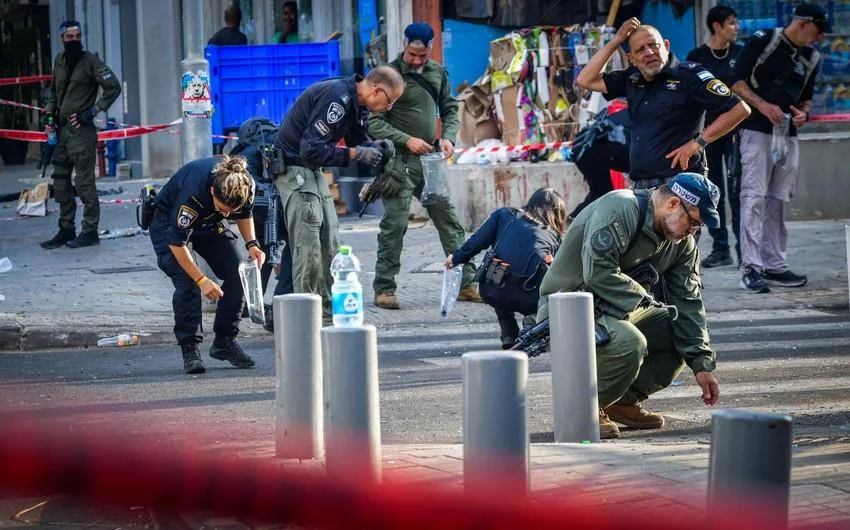 Husilər TəlƏviv və Aşkelondakı hərbi hədəflərə zərbə endiib AzPolitika onlayn siyasiictimai qəzet