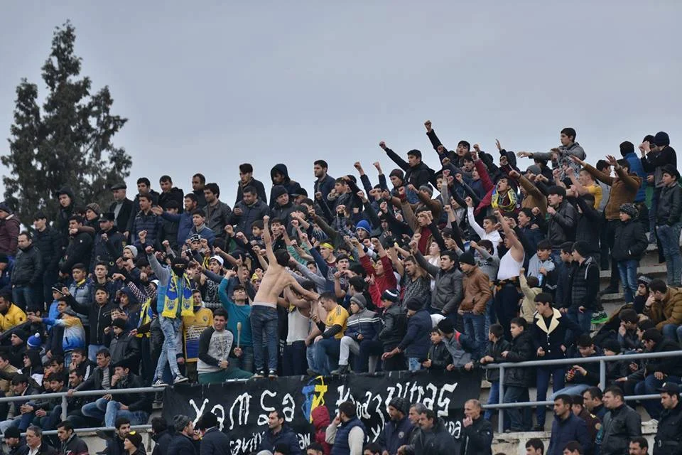 “Hətta qəzalı vəziyyətdəki stadionumuzda da yetərincə tamaşaçı olurdu” “Kəpəz”in azarkeşləri hardadı?