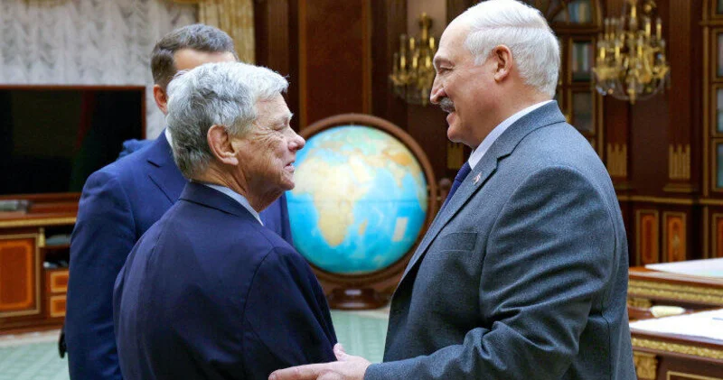 ABŞ nin xüsusi nümayəndəsi Lukaşenko ilə danışıqları məhsuldar adlandırdı