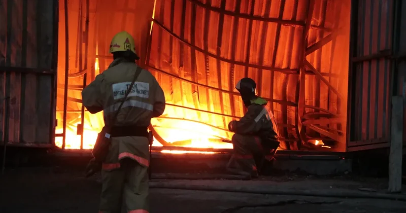 Qazaxıstanda qaz balonunun partlaması nəticəsində 2 nəfər ölüb, 11 nəfər yaralanıb
