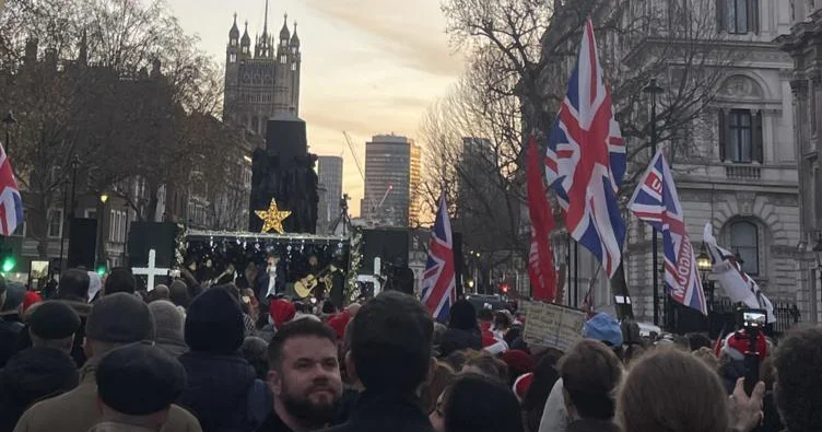 В Лондоне прошла крупная рождественская акция