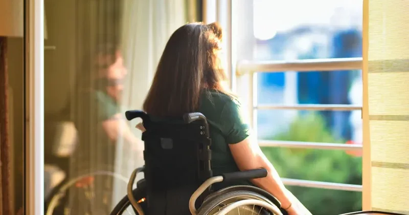 İnsult keçirmə yaşı aşağı düşür: 30 yaşdan aşağı şəxslərdə risk artıb