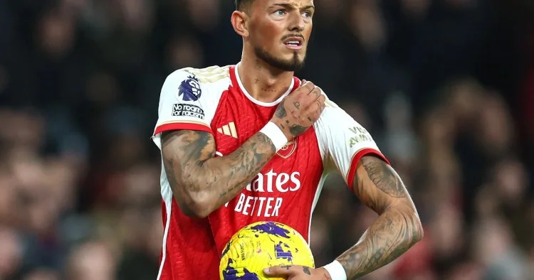 Arsenal ın müdafiəçisi yenidən zədələndi