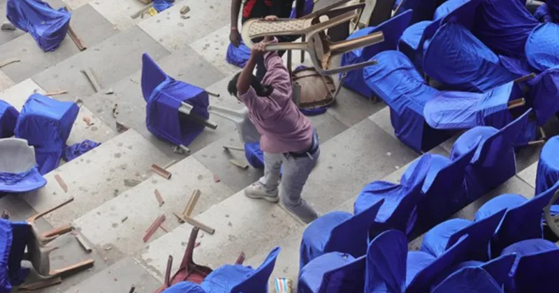 Messini görə bilməyəndə aləmi bir birinə vurdular Fotolar