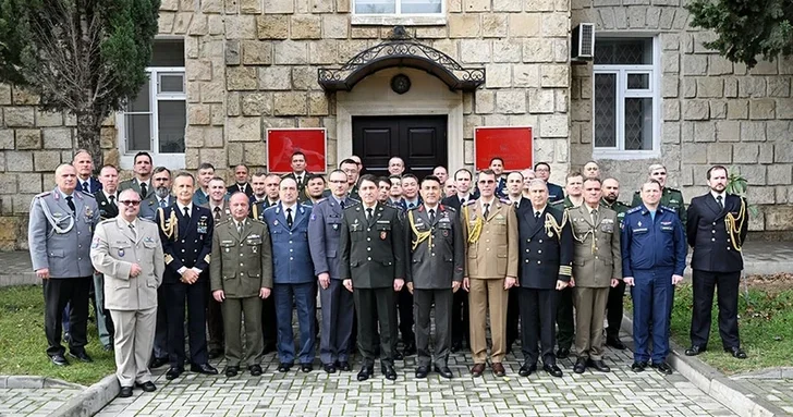 В Азербайджане состоялась встреча с военными атташе по итогам текущего года