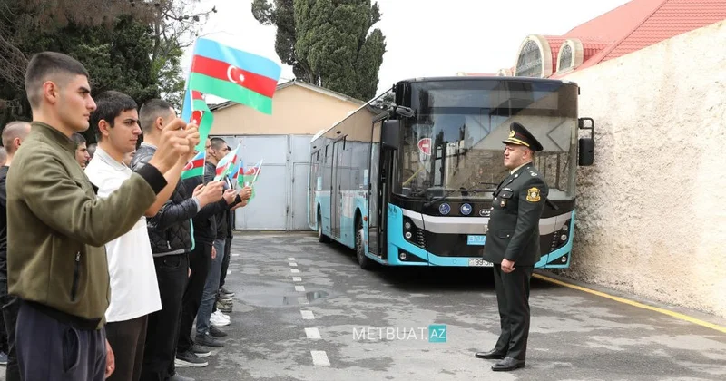 Hərbi xidmətdə olarkən bu öhdəlik dondurulur