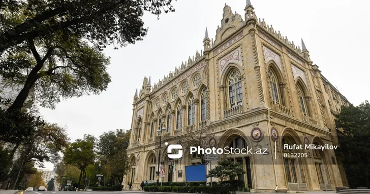 Роскошное здание, построенное нефтяным миллионером Ага Мусой Нагиевым