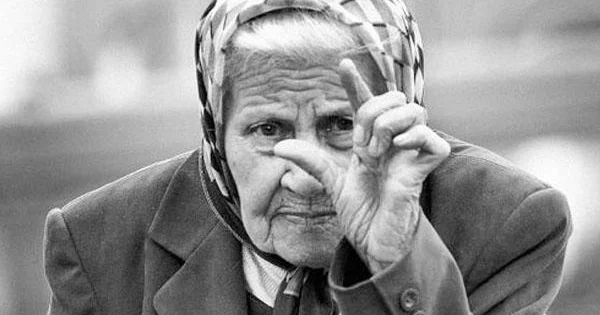 Özbəkistanda 100 yaşını keçən 461 təqaüdçü var