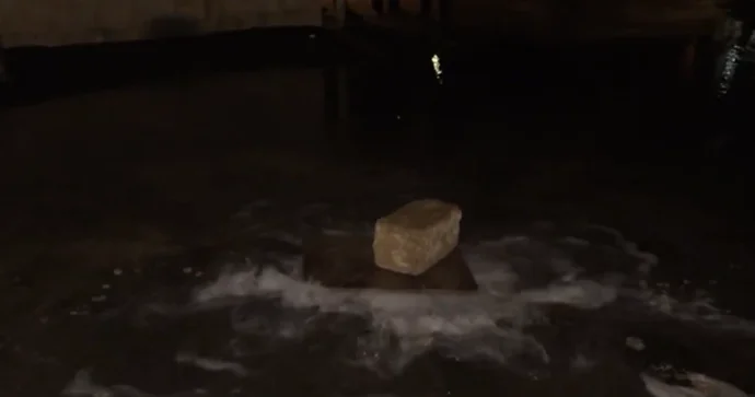 Yasamalda təkrarlanan problem: Su xətti yenidən partladı VİDEO