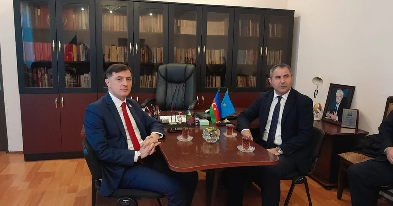 Bu gün Ədalət partiyasının sədri Mütəllim Rəhimli Ağ Partiyanın sədri Tural Abbaslı ilə görüşüb