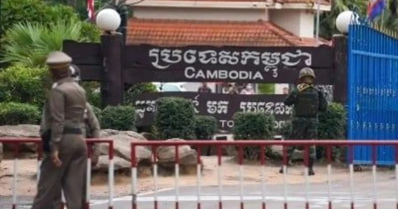 Kamboca Tailand sərhədi bağlandı