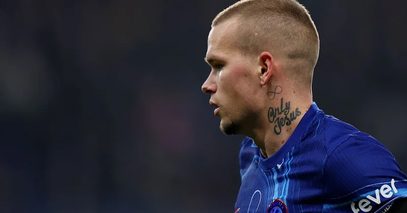 Mudrik İstanbul nəhənginə keçməyə yaxındır