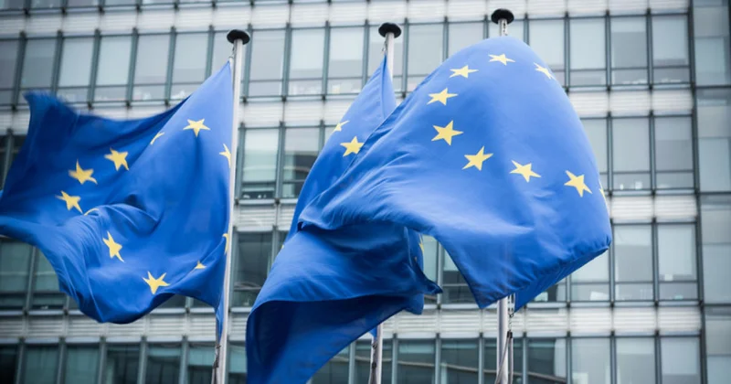 Orban: Rusiya aktivlərinin müsadirəsi müharibə elanına bərabərdir