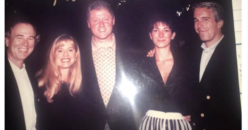 Epşteyinin Tramp, Klinton və digər nüfuzlu şəxslərlə görüntüləri yayımlandı FOTOLAR