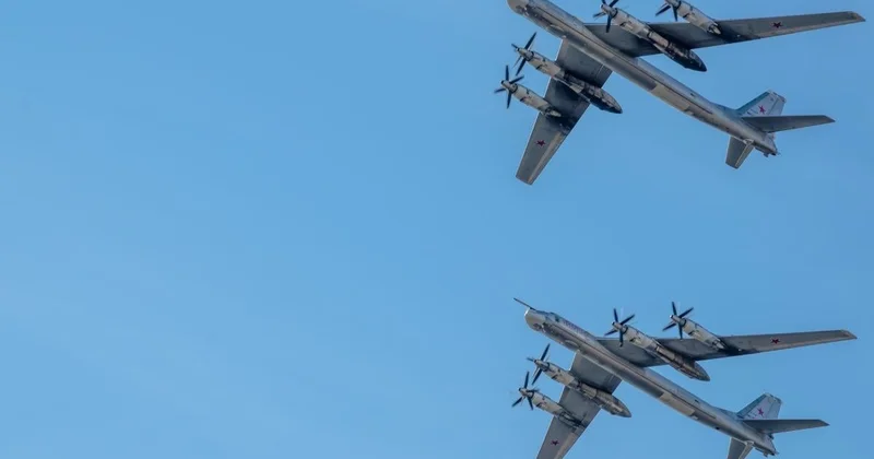 Rusiya imitasiya üçün beş Tu 95MS i havaya qaldırdı, onları Yaponiya istiqamətinə yönəltdi