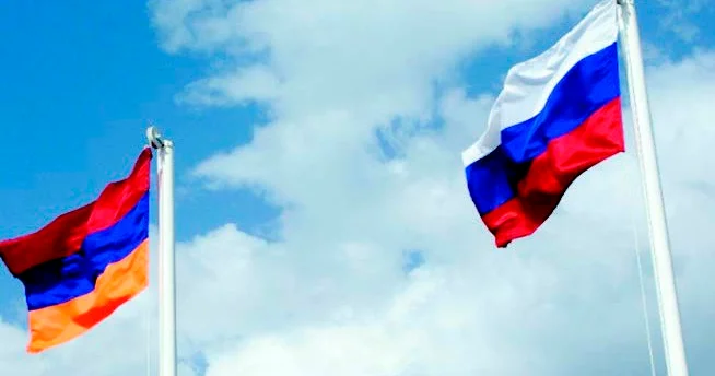 Ermənistan seçim qarşısında: Aİ, yoxsa Aİİ?