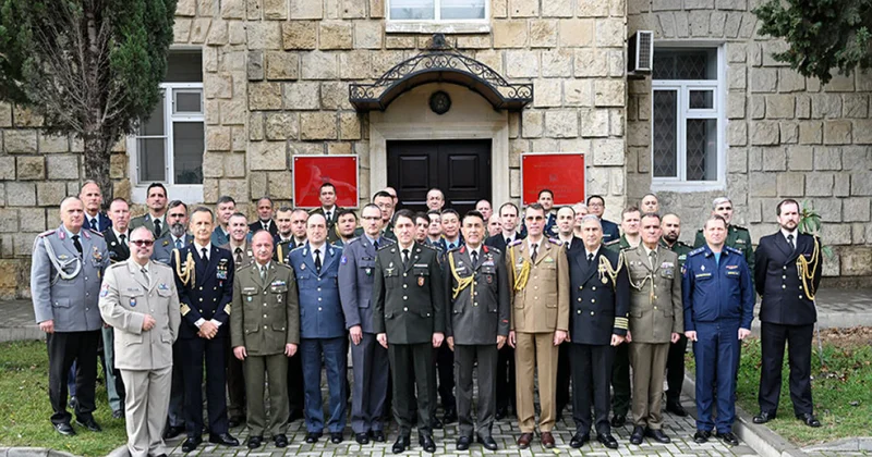 Hərbi attaşelərlə toplantı Foto