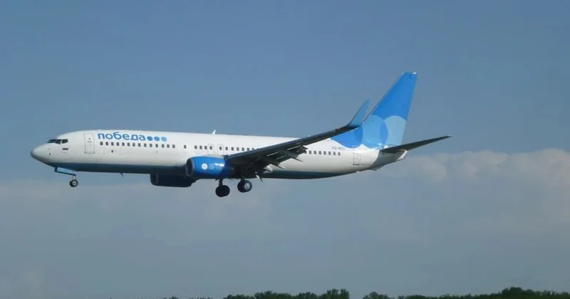 SON DƏQİQƏ! Moskvadan qalxan təyyarə məcburi eniş etdi