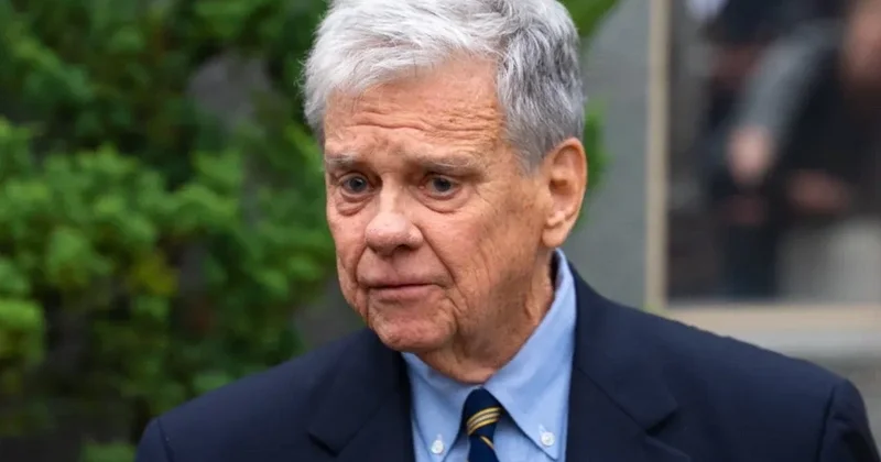 Con Koul: Belarus yaxın aylarda daha min məhkumu azad edə bilər