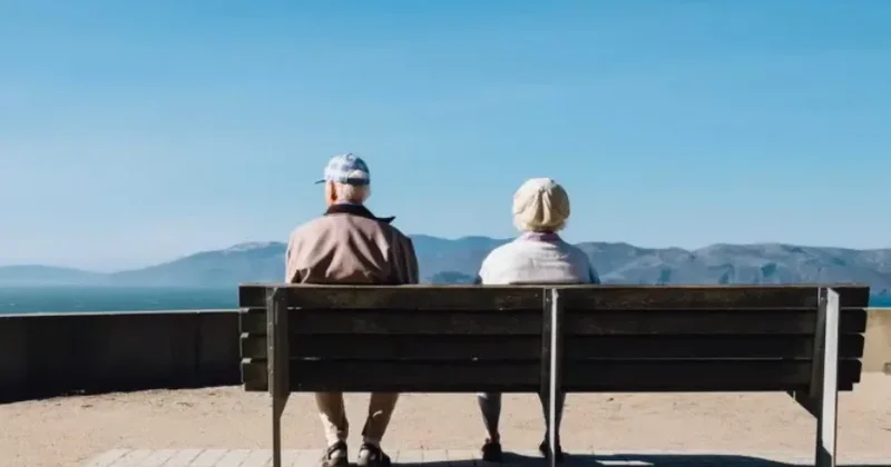 Alimlər qocalmanın sürətləndiyi anları müəyyən ediblər