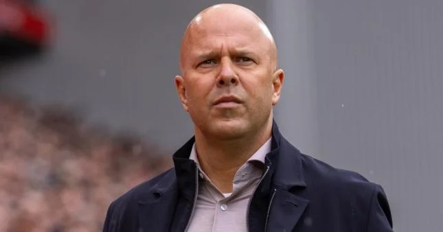 “İdealda baş məşqçi oyunçusu ilə belə bir vəziyyətə düşməməlidir”