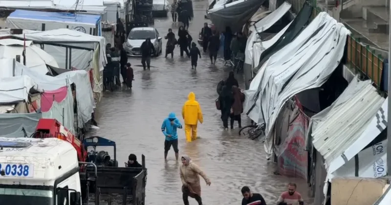 Qəzzada təbii fəlakət: 14 nəfər öldü