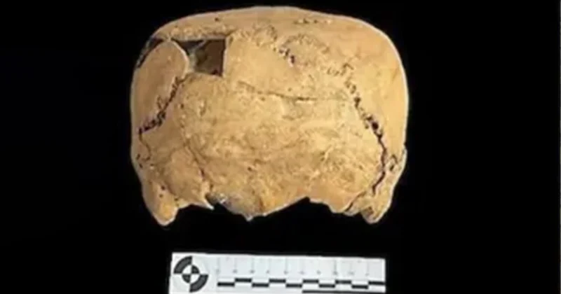 Arxeoloqlar 1400 illik kubik kəllə aşkar ediblər...