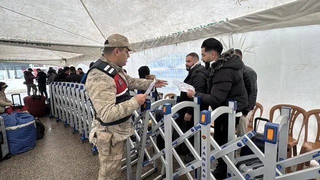 Suriyalıların ölkələrinə qayıdış prosesi davam EDİR