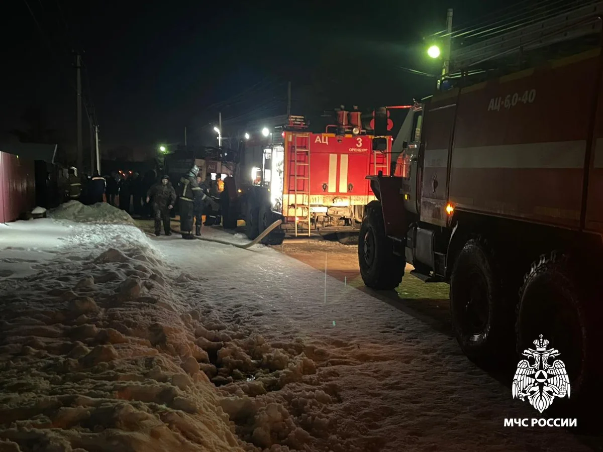 Orenburqda evdə baş verən yanğında 2 uşaq ölüb, 4 uşaq yaralanıb Doğru Xəbərlər