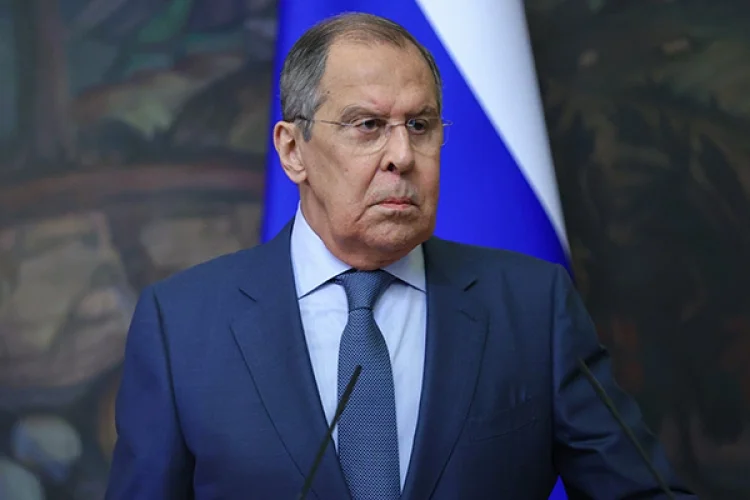 Lavrov: “NATOnun yalanını ilk etiraf edən Tramp oldu”