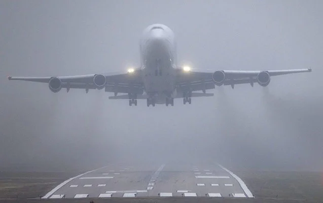 Təyyarələrdən biri Bakı aeroportunda eniş edib, digərləri uçuşa hazırlanır Yenilənib