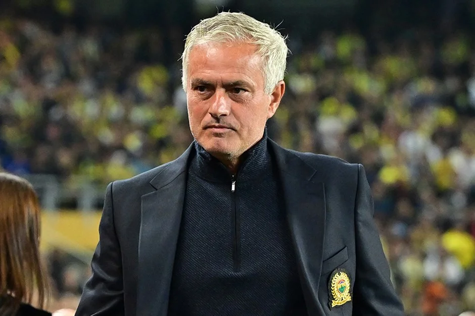 Mourinyo Qalatasaraya sərt mesaj ünvanladı