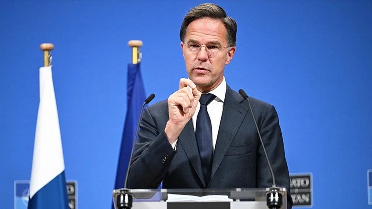 Rutte: Rusiya NATOdan 3 dəfə artıq silah istehsal edir