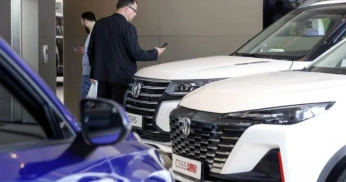 Azərbaycanın avtomobil bazarında Çin bumu zəifləyir, ənənəvi markalar önə keçir ARAŞDIRMA