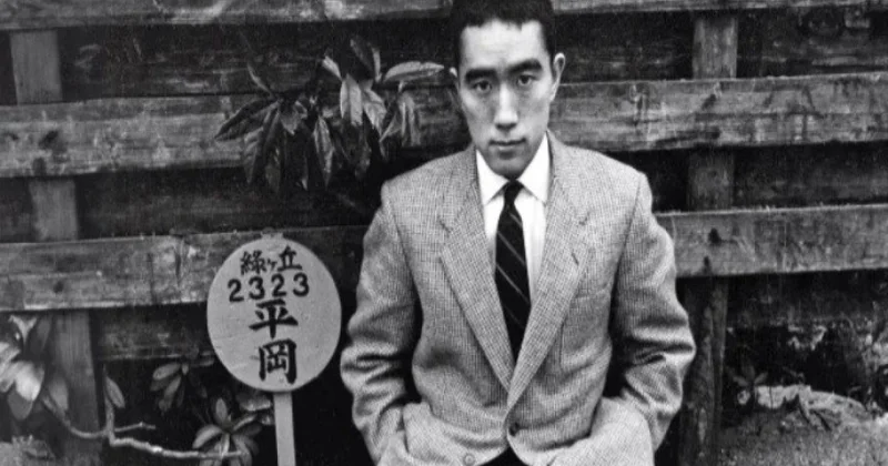 Qəzet Yukio Mişimanın hekayəsi
