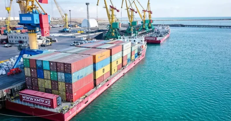 Казахстан нарастил контейнерные перевозки по Каспию и превысил план по экспорту товаров в Китай