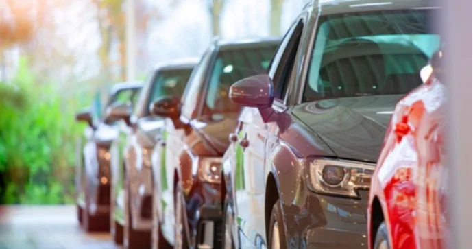 Agentlik yeni avtomobillər alır 206 min manat xərclənəcək