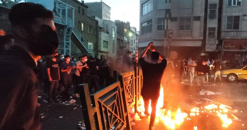 Генпрокурор Ирана призвал конфисковать имущество протестующих